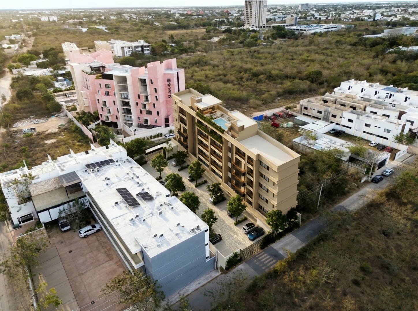 58538 1 Bedroom Condo in North Mérida Near Paseo  - Condo