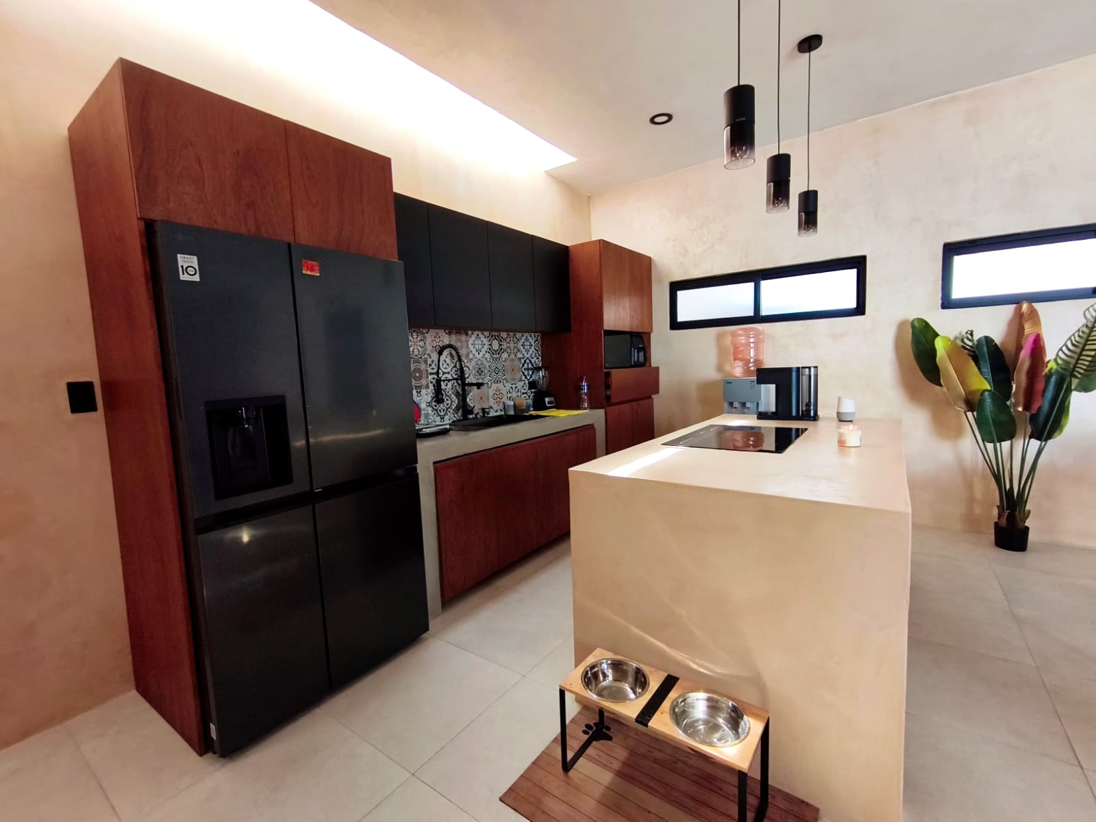 Modern One-Story 3 Bedroom Home in  North Mérida.