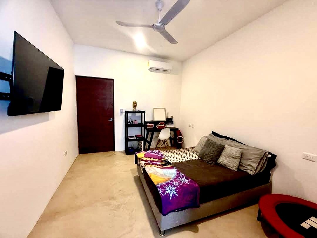 3 Bedroom Home with Pool and Terrace in Conkal, Mérida
