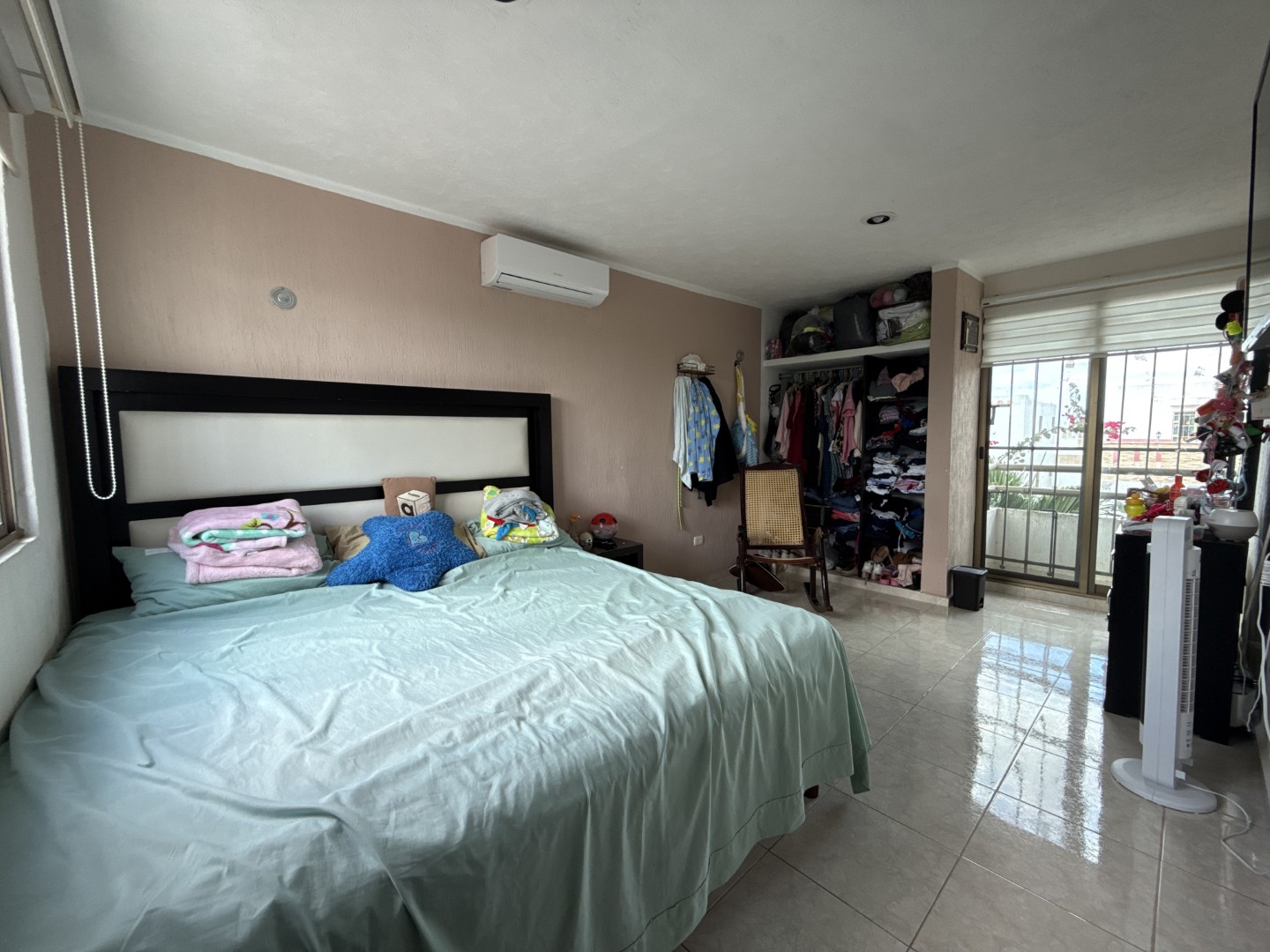 3 Bedroom House with Spacious Backyard in Mérida