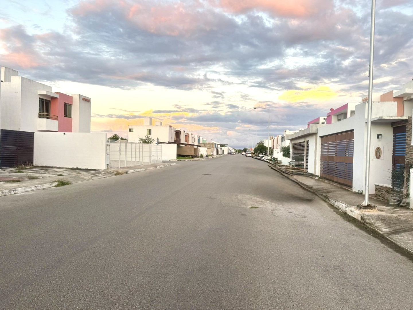3 Bedroom House with Spacious Backyard in Mérida