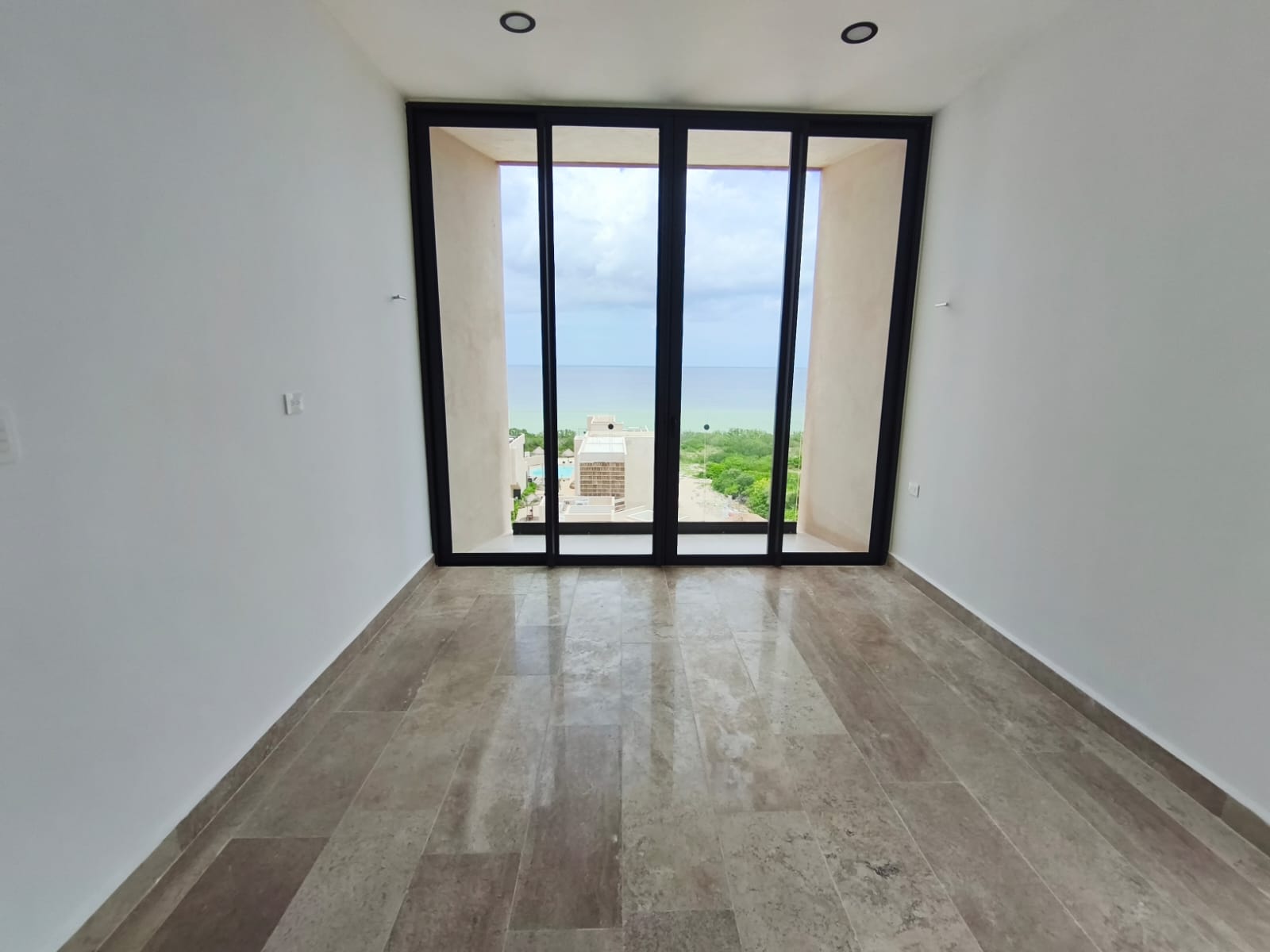 3 Bedroom Beachfront Condo with Ocean Views in Telchac Puerto