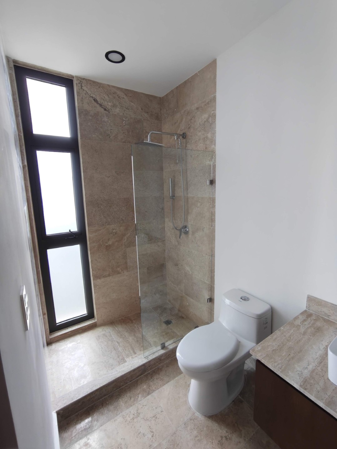 3 Bedroom Beachfront Condo with Ocean Views in Telchac Puerto