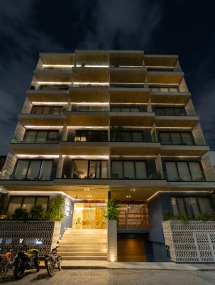 Turn-Key Studio Steps from Mamitas Beach 