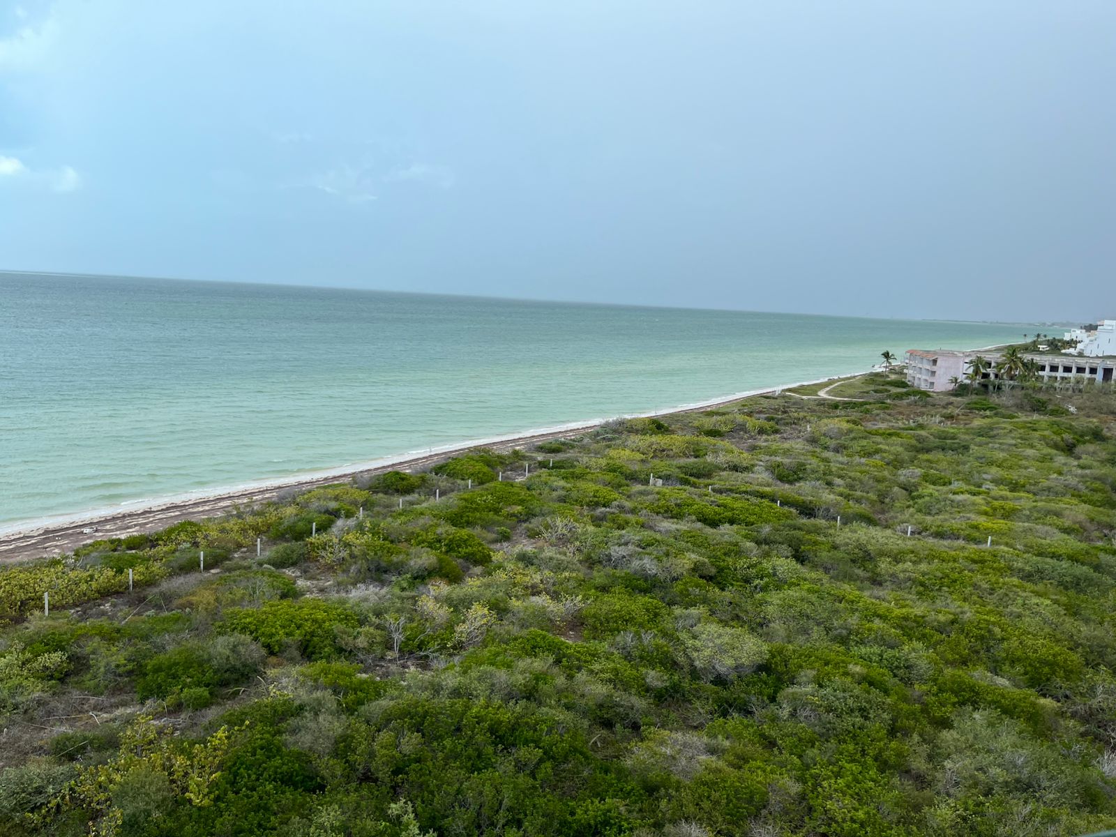 3 Bedroom Furnished Condo with Sea View