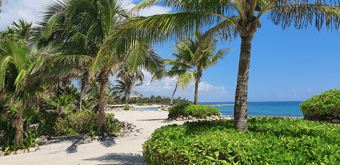 New 3BR Duplex Near the Beach in Sirenis