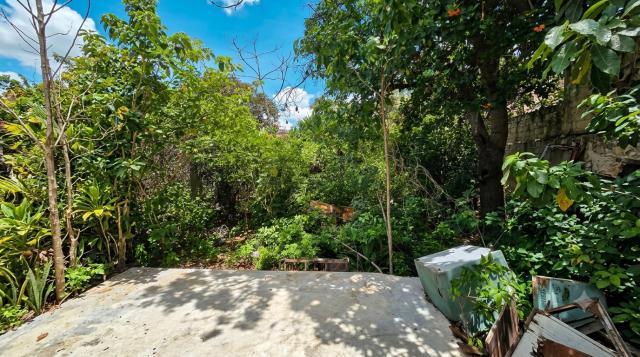 Residential Lot with Existing Home in Chuburná de Hidalgo