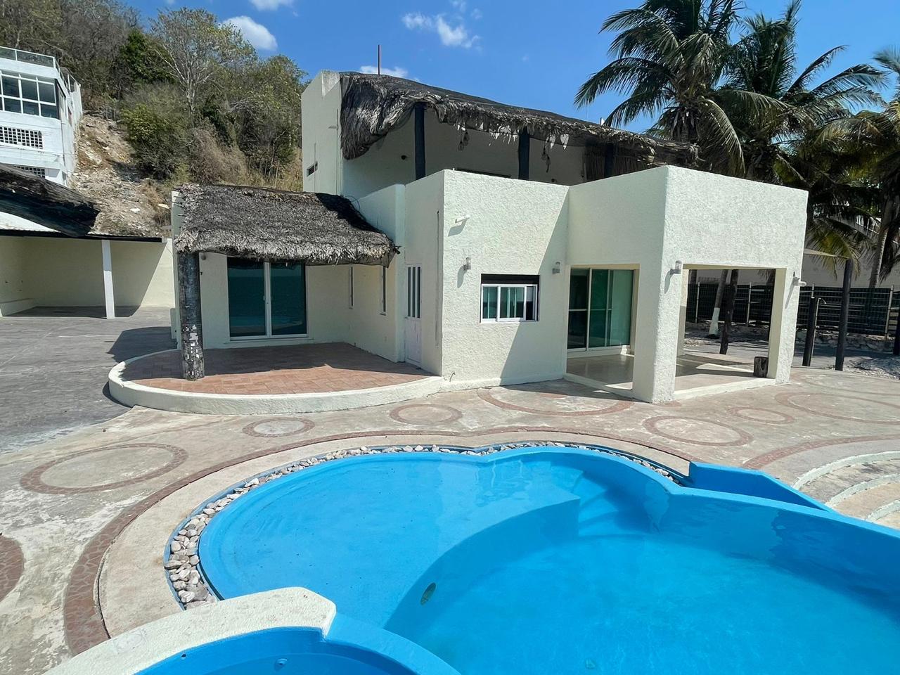 3 Bedroom Beachfront Home in San Lorenzo, Campeche