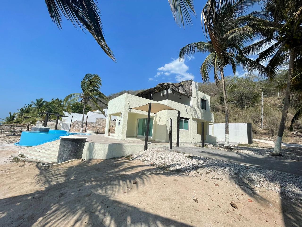 3 Bedroom Beachfront Home in San Lorenzo, Campeche