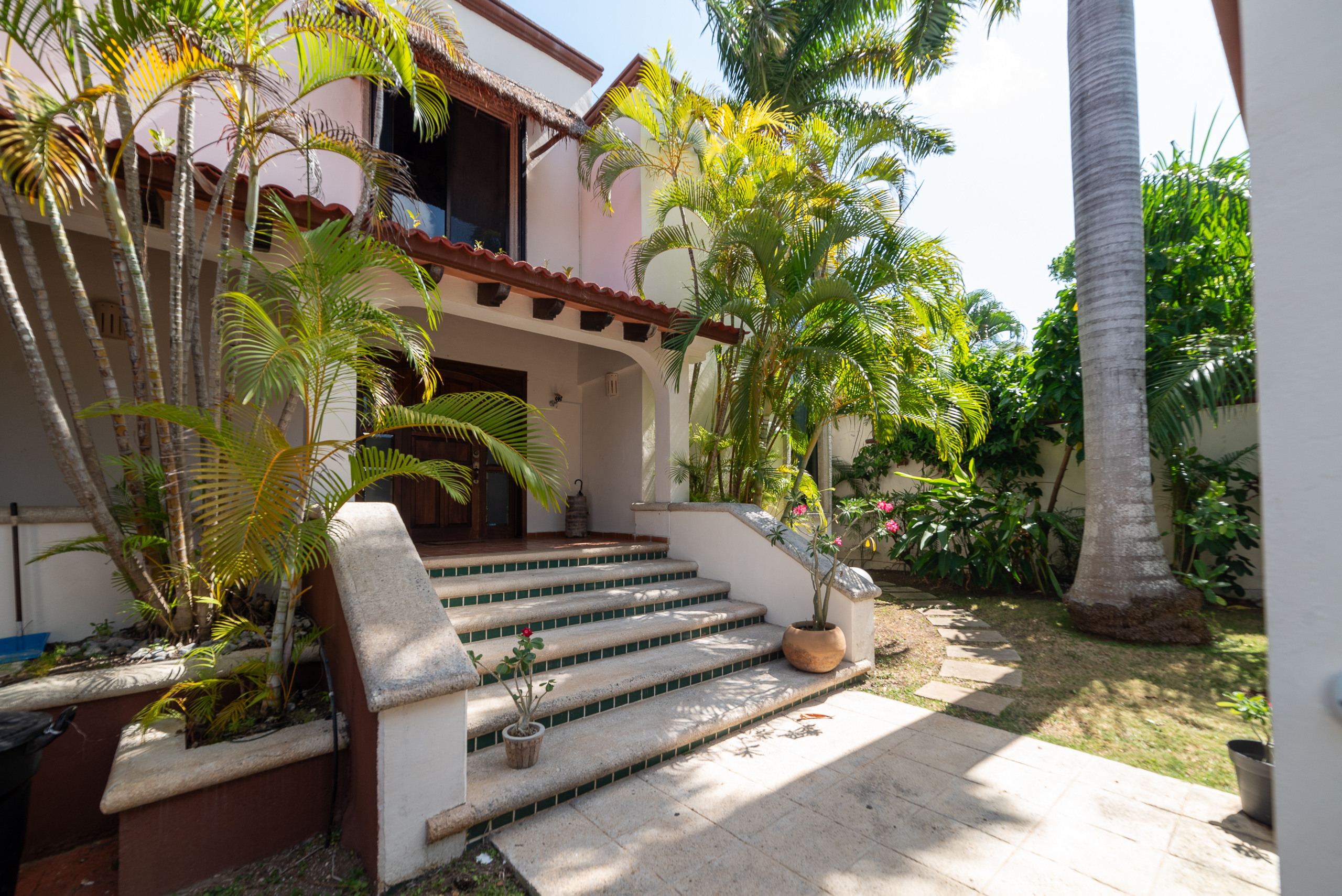 5 Bedroom Home in Campestre Cancún